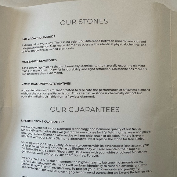 East West Trellis 1.08 carat simulated diamond ring. Size 9 - Picture 13 of 13